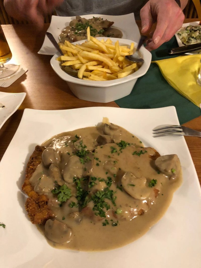 Pension Oberkasseler Hof