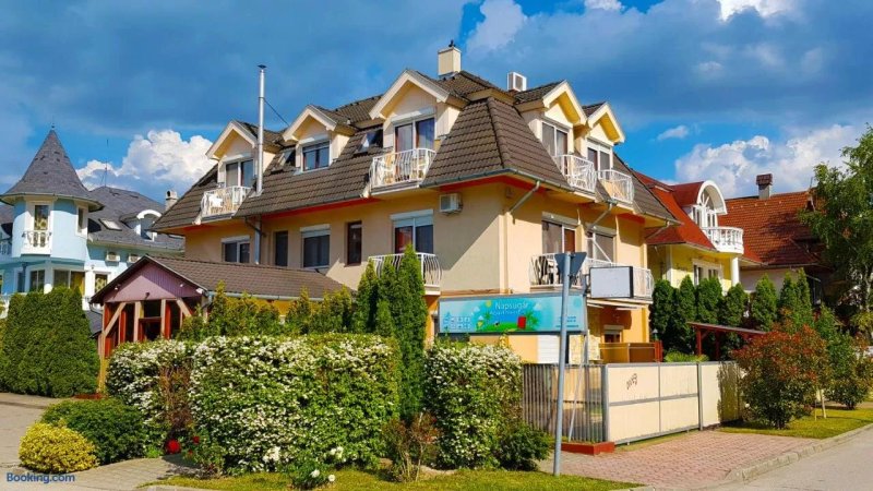Napsugar Apartments