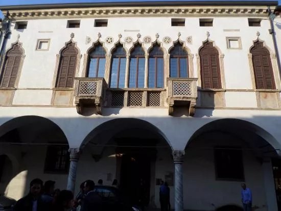Palazzo Magnavin-Foratti