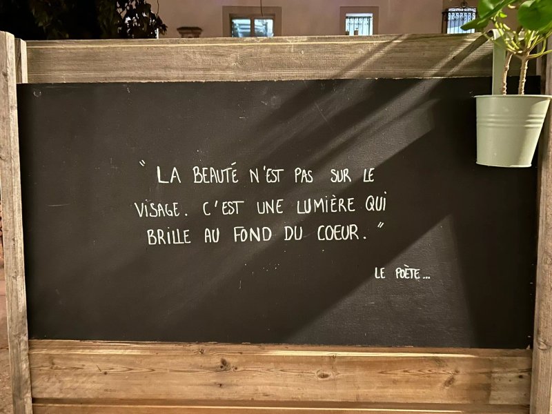 Bar Des Poetes