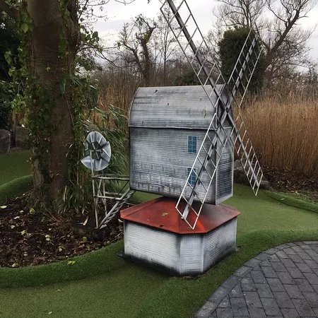 Jiggers Miniature Golf