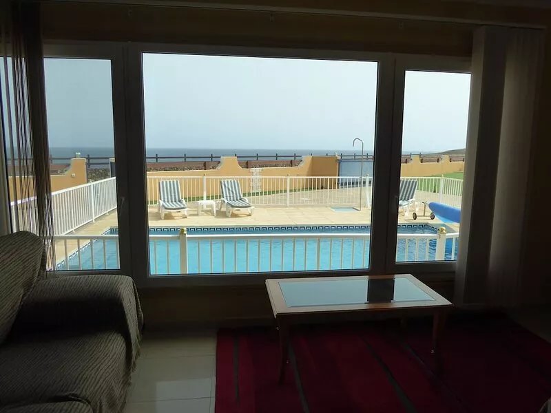 Beautiful Villa, Panoramic Sea Views, 3 bedrooms, heated pool, Roof Terrace, BBQ