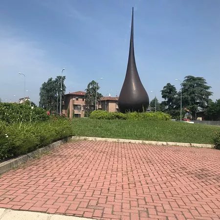 Goccia. L’Essenza  - Monumento dedicato all'Aceto Balsamico Tradizionale di Modena