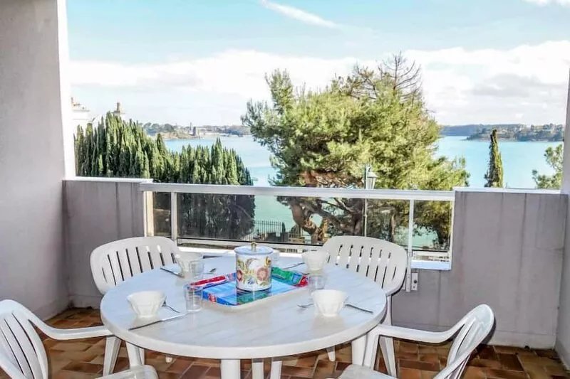 Terrasses d'Emeraude by Interhome
