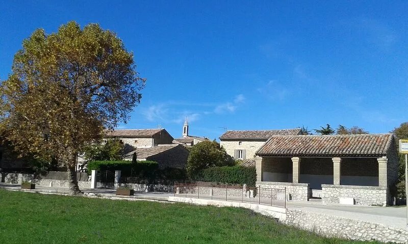 COTTAGE WITH HEATED POOL - MAS IN THE GARRIGUE D'UZES