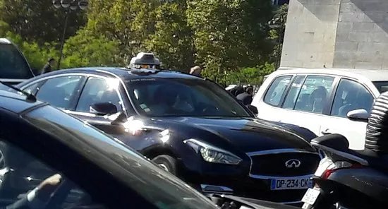 Taxi in Paris