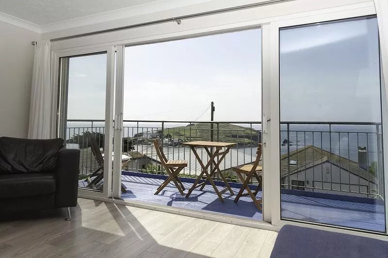 Beachside Property - Serene Sea Side View
