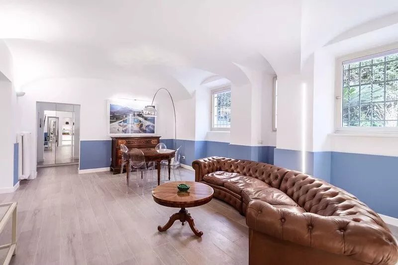 Villa Borghese: Quiet, Renovated Retreat with WiFi, AC, Patio – Palm House 2