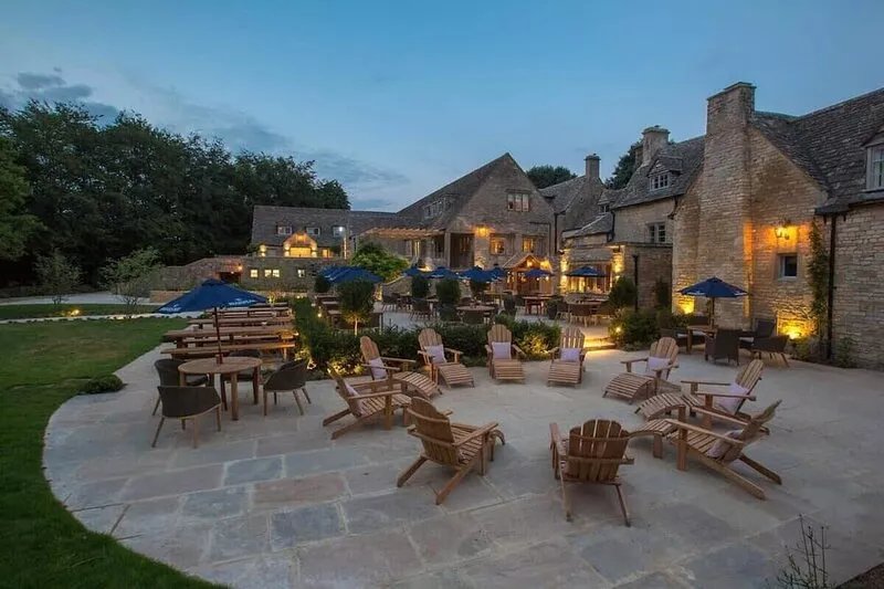 Spacious Cotswold Cottage with Free Gym and EV Charging