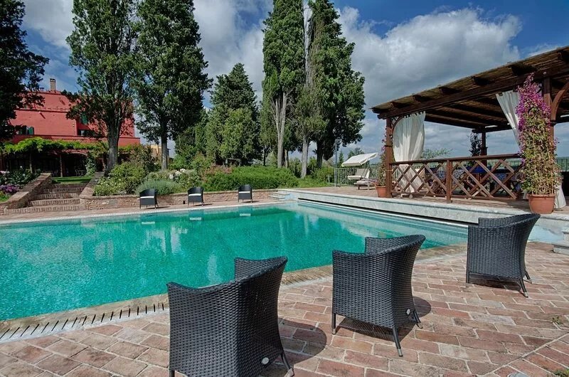 Tenuta Cambiano - Holiday Villa Rental with swimming pool in Chianti, Tuscany