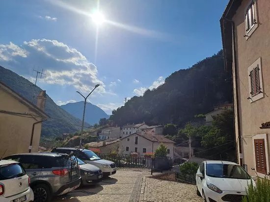 Gli antichi palazzi di Villetta Barrea