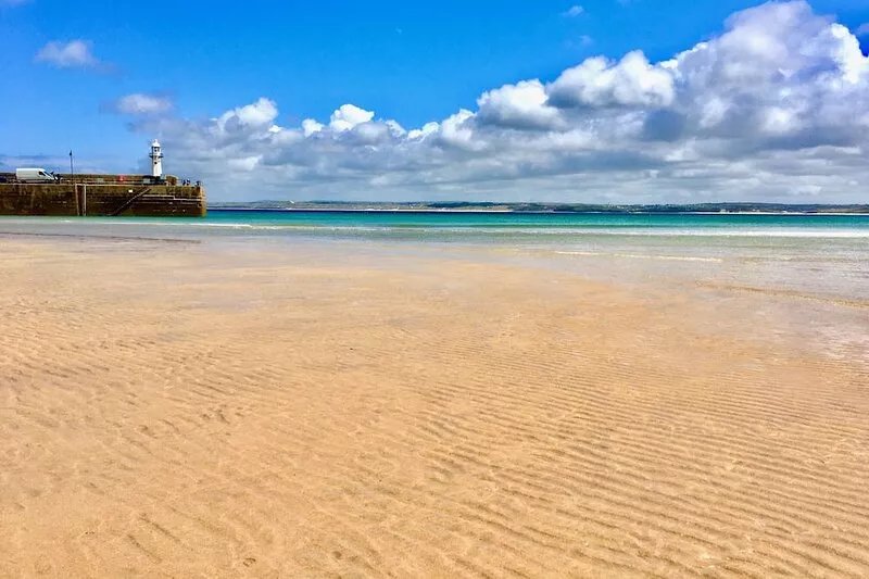 Stylish, quaint cottage In St Ives