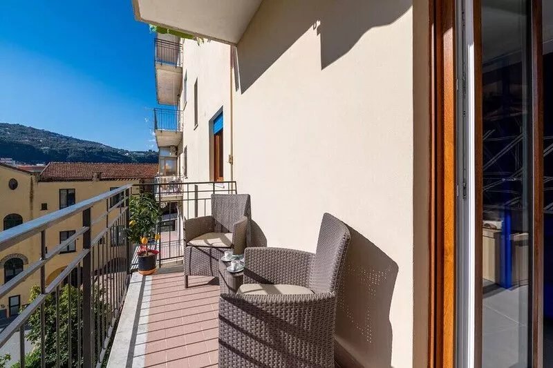Two bedrooms New Family home in Sorrento center