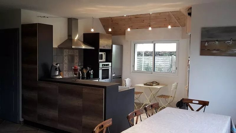 Holiday home in southern Brittany sleeps 2-8, 300 m from the beaches