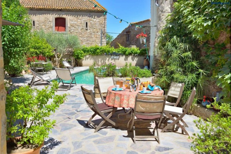 Le Village