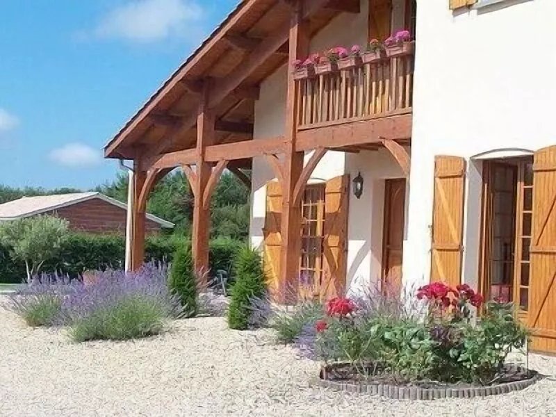 VACATION RENTAL: VILLA BEAUTIFUL TALAIS SOULAC NEAR THE SEA