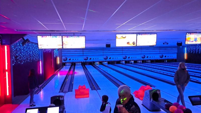 Bowls and Balls