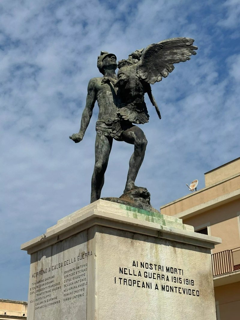 Monumento Ai Caduti