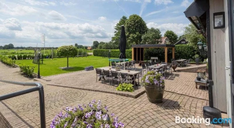 Bed & Breakfast De Uitstap