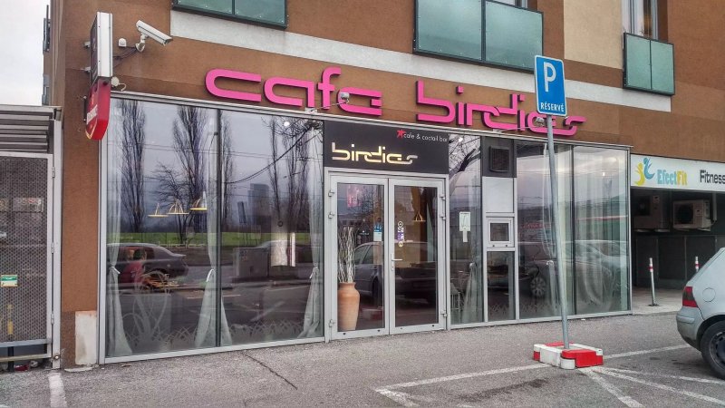 Cafe Birdies