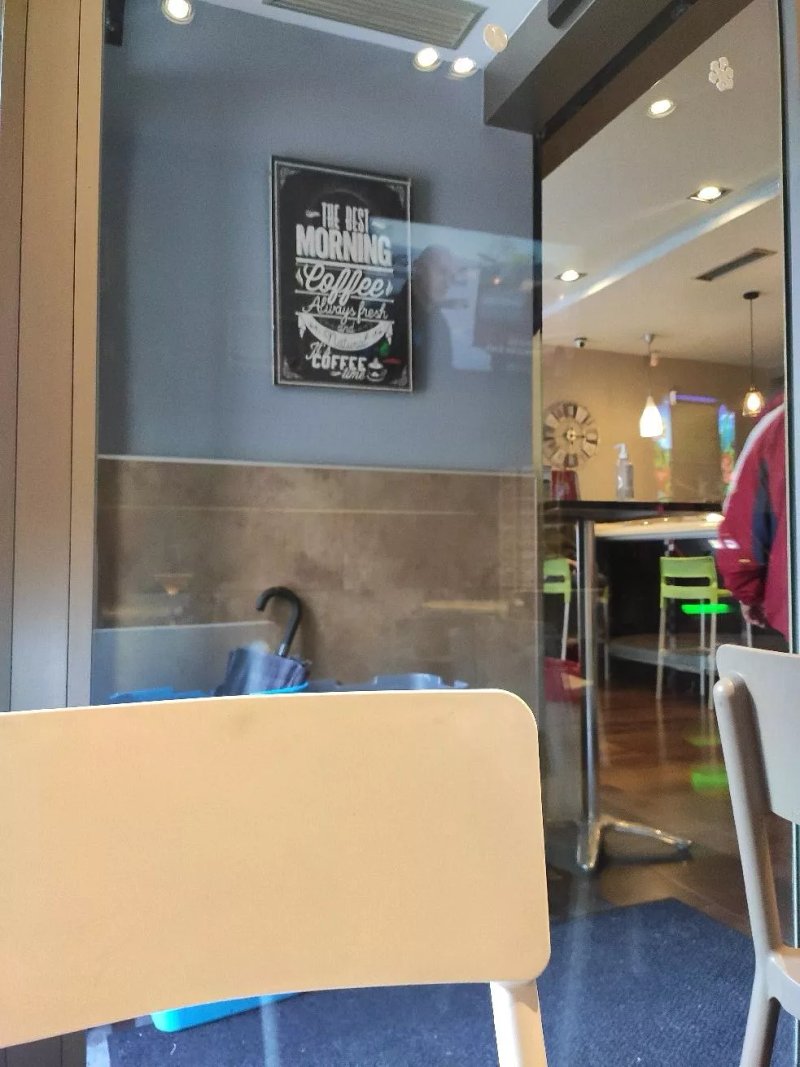 Luxury Cafe