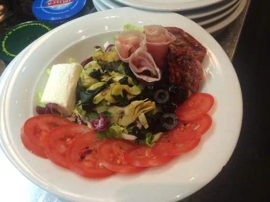 Covino Club Cafe Wine Bar