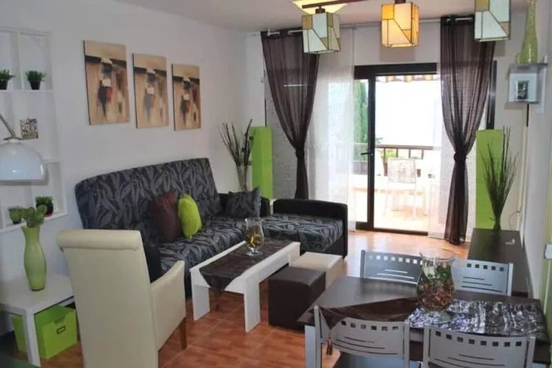 Quiet apartment near the beach