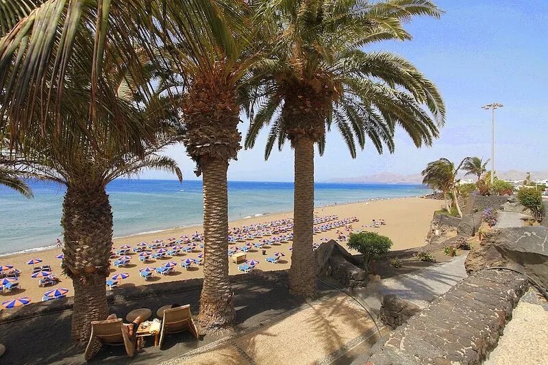 Wonderful Apartment In Puerto Del Carmen With Shared Pool, Free Wifi