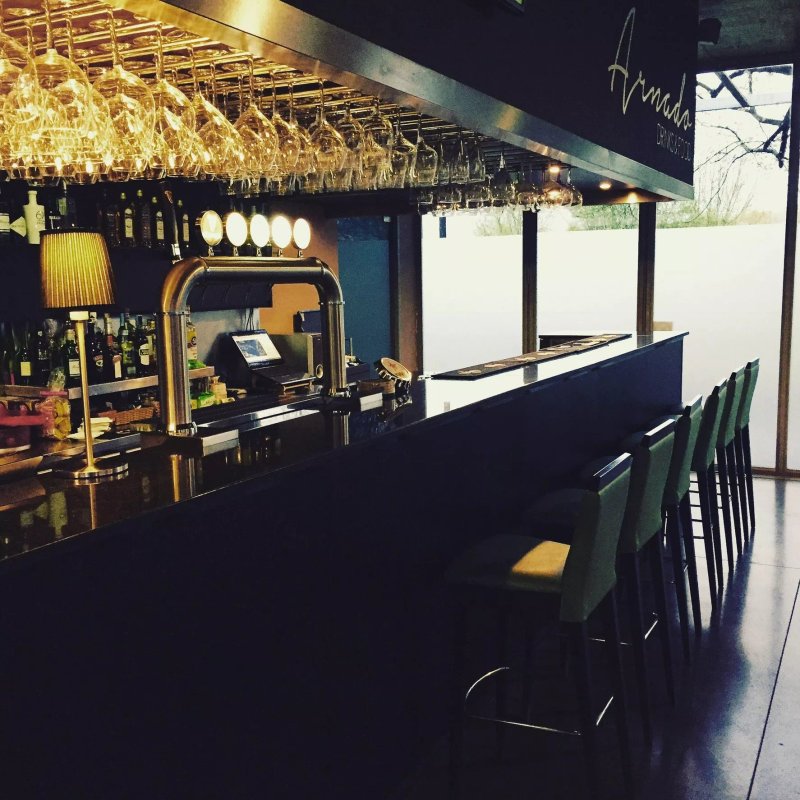 Arnado Drinks and Food
