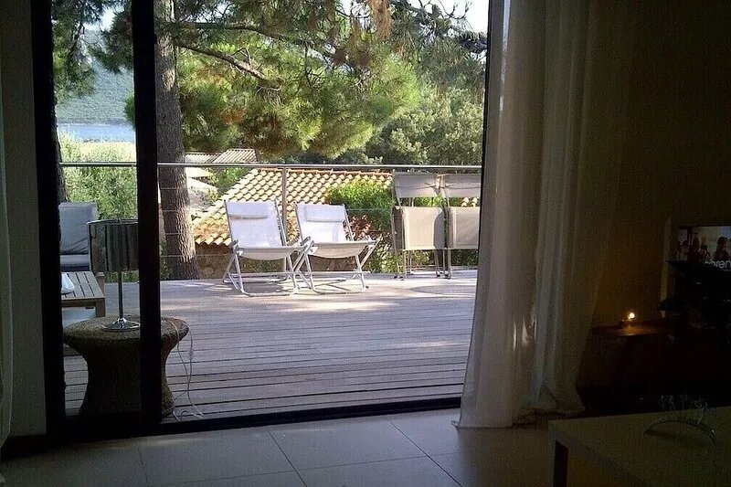 House of character Sea View, air-conditioned 66 m2 + terrace 45 m2 Direct beach