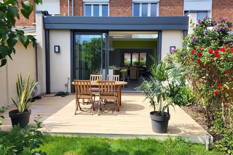Maison Remise à Neuf, Jardin, Terrasse. Proche Centre Lille