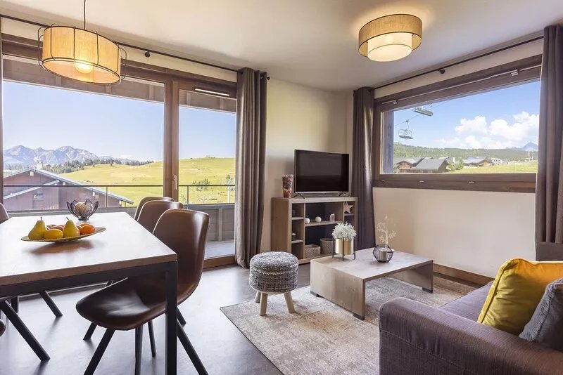 Modern apartment in authentic ski village les Saisies