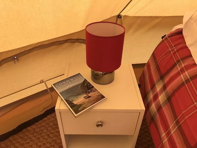Fully Furnished Glamping (Benson) - private bathroom, excellent central location