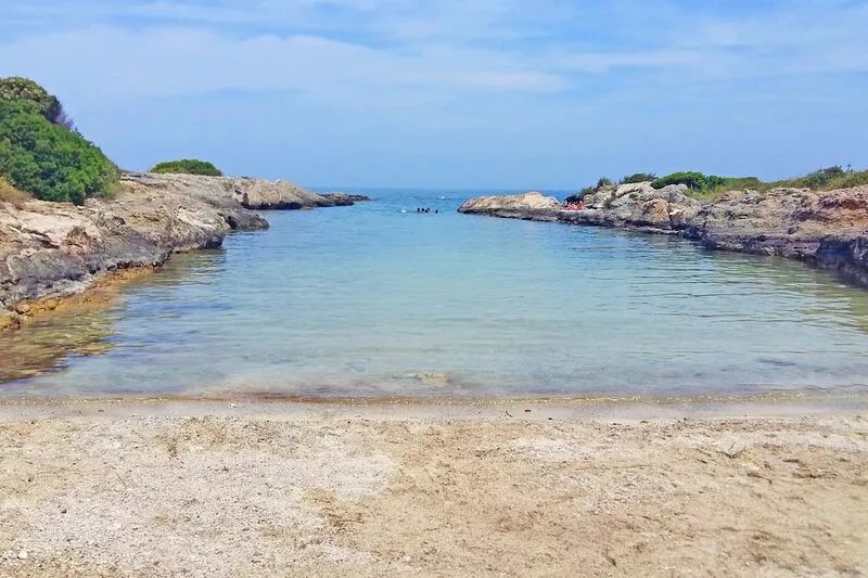 Wonderful villa 10 meters from the sea of Ostuni with a mini pool with a view
