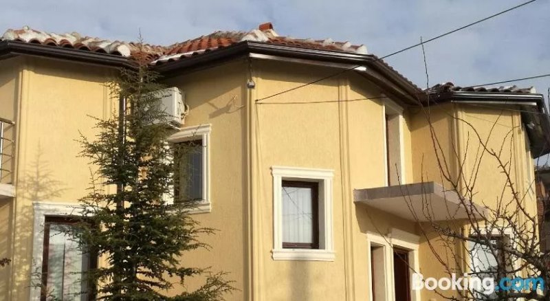 Guest House Gebran