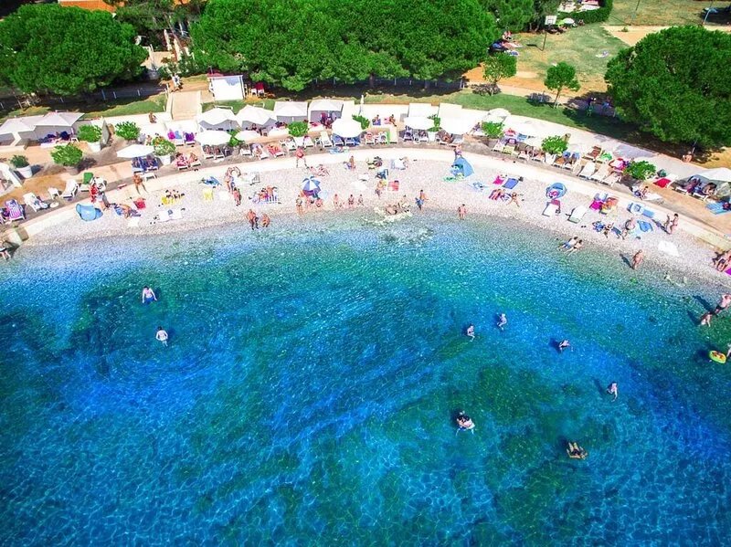 Holiday house with private pool in village Jadreški