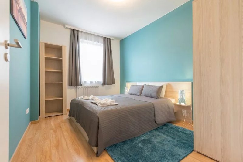 Corvin Plaza Apartments & Suites