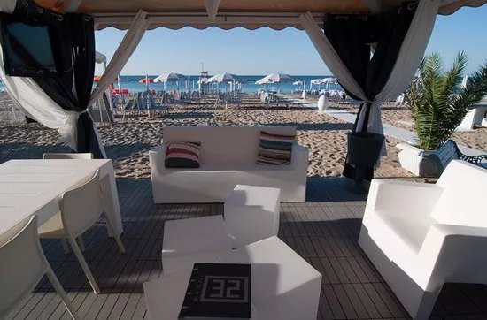 Spiaggia Bagni 32