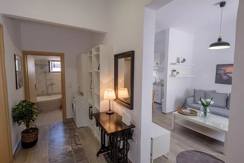 Stylish 2-bed Apartment Near Rhodes Old Town