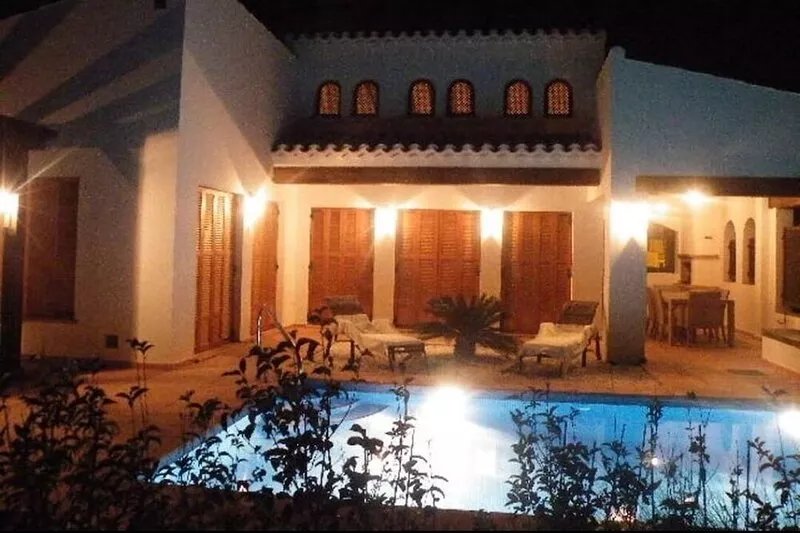 1st Line Golf Villa 2, private Pool and sky Package, 20 mins from Murcia /city