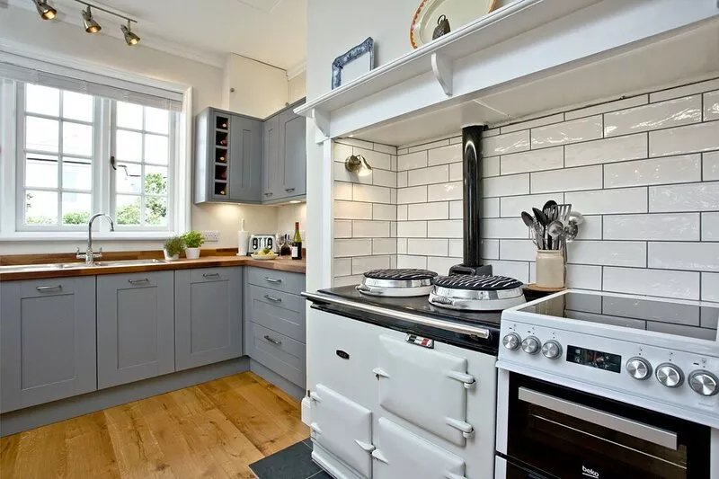 Cregoes -  a cottage that sleeps 8 guests  in 4 bedrooms