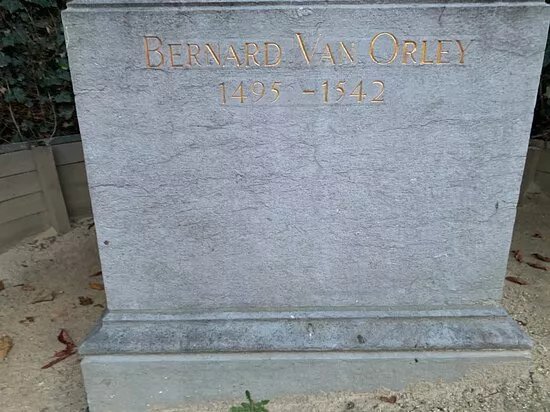 Statue of Bernard van Orley