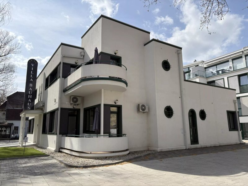 Villa Bauhaus Wellness Apart-Hotel