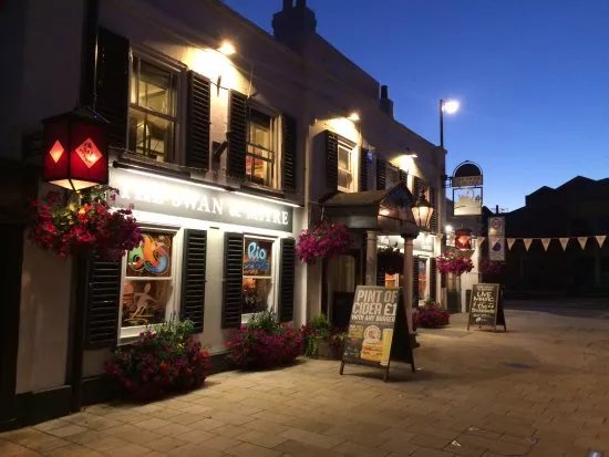 The Swan & Mitre