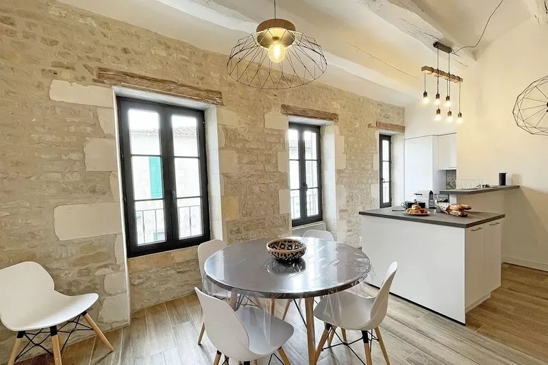 Charmant Appartement Lumineux au Coeur du Village !