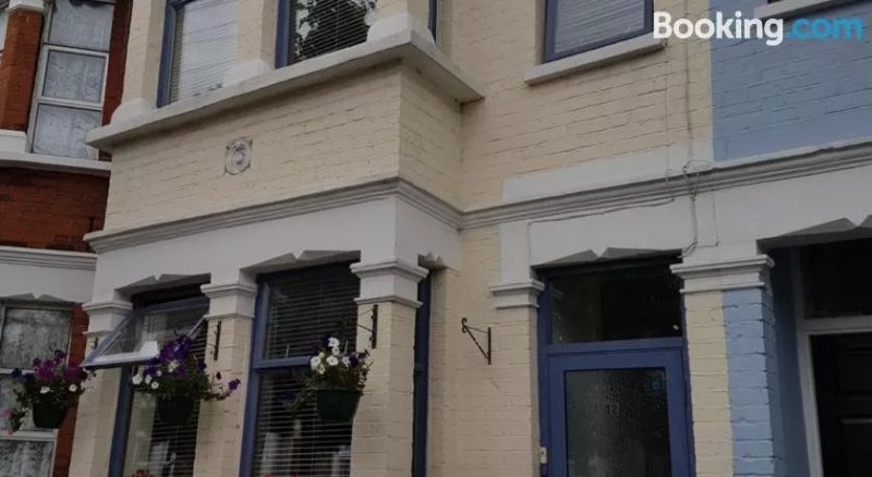 Londontravel Guest House
