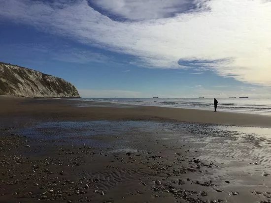 Yaverland Beach