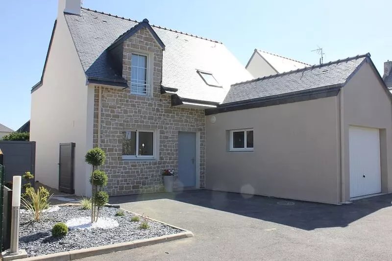 Rental new house Roscoff 100 m from the sea, 200 m from the center, 100 m spa