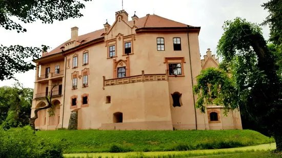 Zamek Vrchotovy Janovice