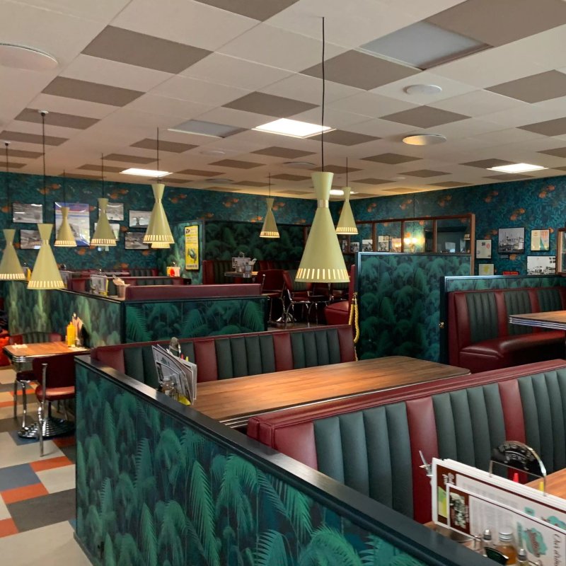 Sallie's Restaurant & Snack Bar
